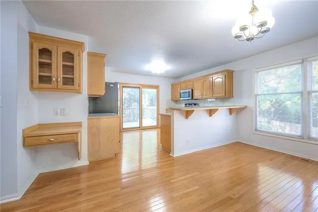 $399,950 | 13928 West 109th Street, Lenexa, KS 66215