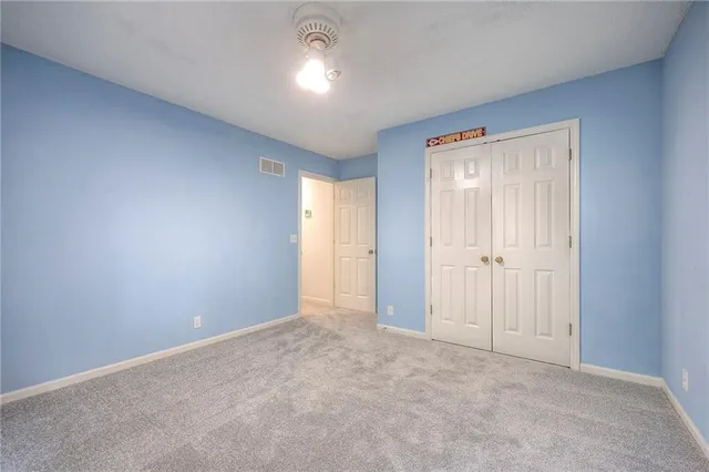 $399,950 | 13928 West 109th Street, Lenexa, KS 66215