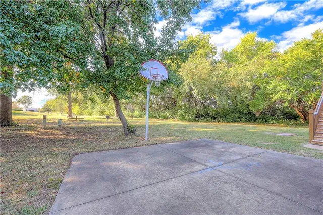 $399,950 | 13928 West 109th Street, Lenexa, KS 66215