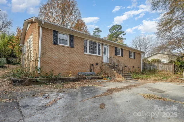 $290,000 | 281 South Sutton Road, Fort Mill, SC 29708