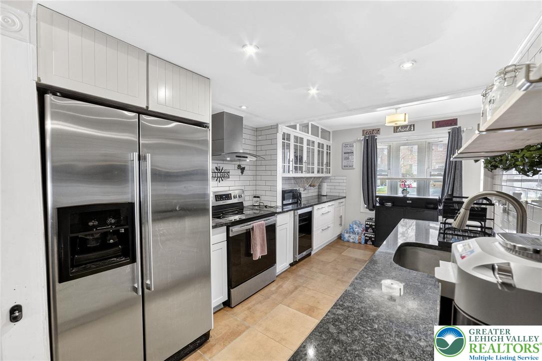 1863 Aster Road Macungie, PA 18062 - Photo 11 of 28 Gallery Image 11