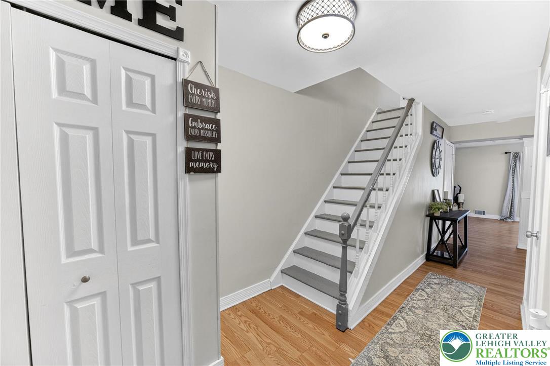1863 Aster Road Macungie, PA 18062 - Photo 5 of 28 Gallery Image 5
