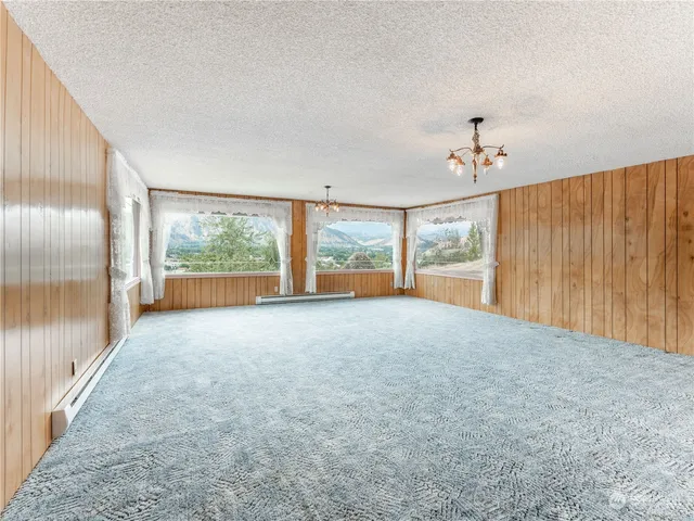 $750,000 | 4590 East Nahahum Canyon Road, Cashmere, WA 98815