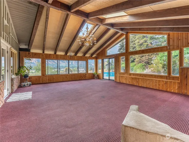 $750,000 | 4590 East Nahahum Canyon Road, Cashmere, WA 98815