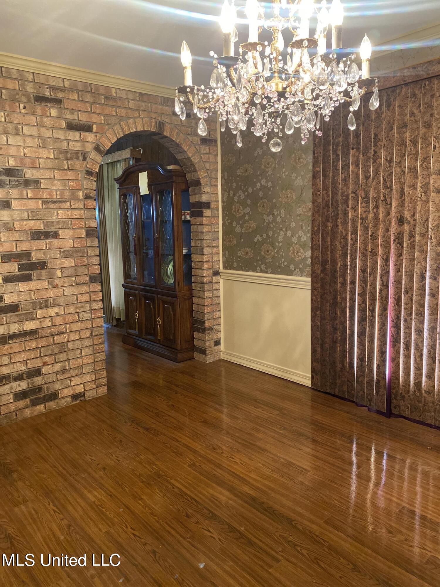 141 Forest Ridge Drive Brandon, MS 39042 - Photo 8 of 16 IMG-0324