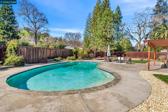 $1,699,000 | 186-186 Arlene Drive, Walnut Creek, CA 94595