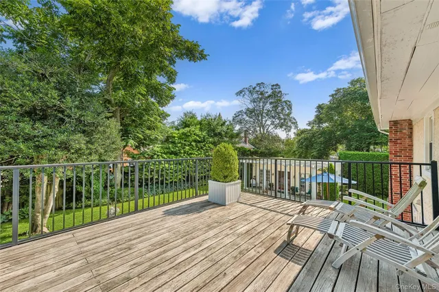 a view of deck with patio