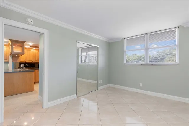 $1,825 | 2731 Northeast 14th Street Causeway, Unit 227, Pompano Beach, FL 33062