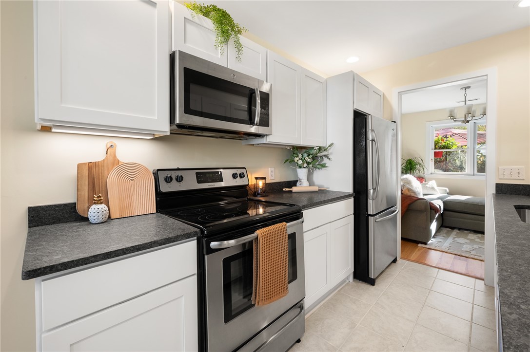 25 Captains Drive, Unit 14A Westerly, RI 02891 - Photo 4 of 20