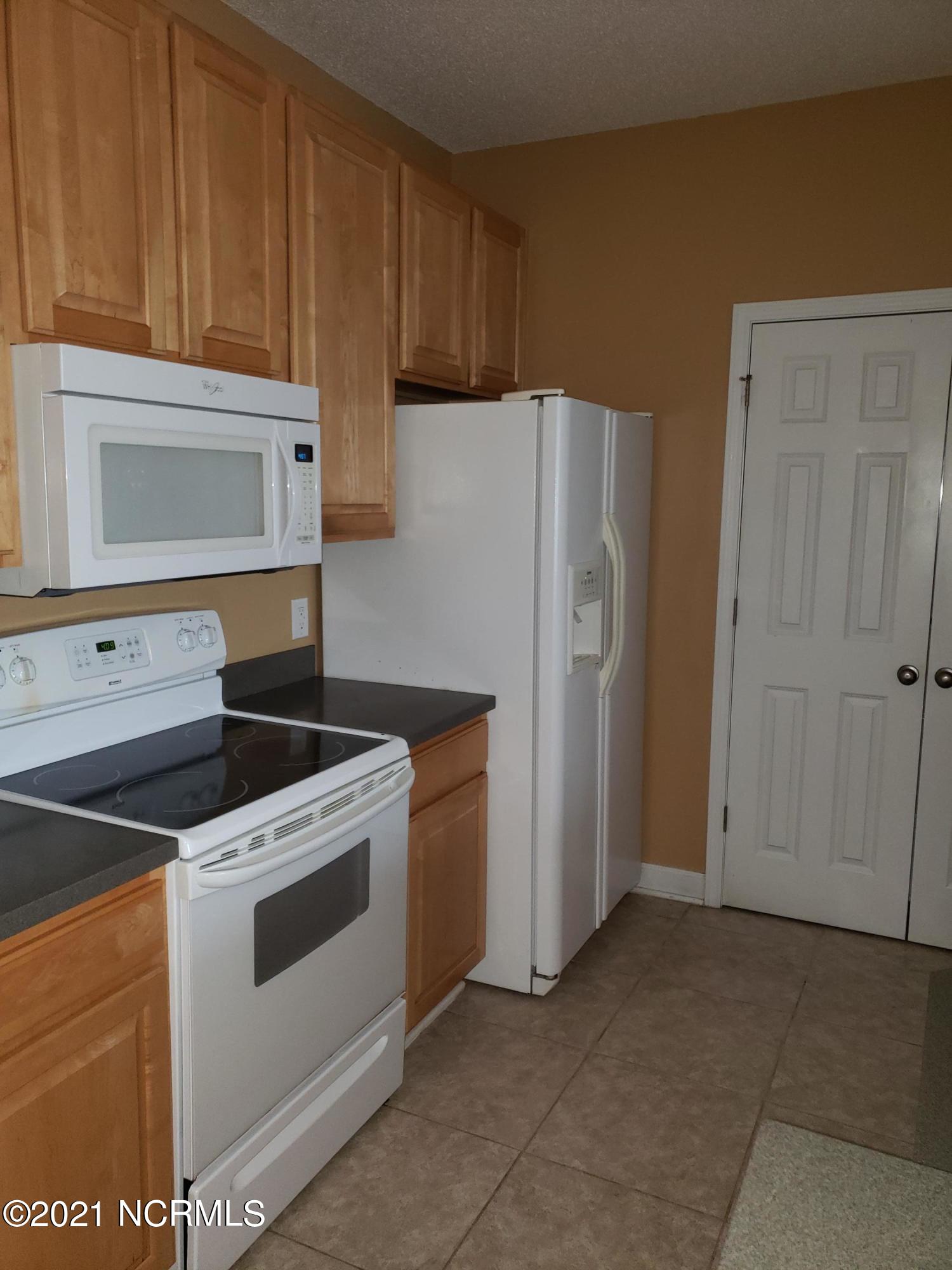 1135 Park Road Southwest, Unit 3202 Sunset Beach, NC 28468 - Photo 5 of 19 3202 11