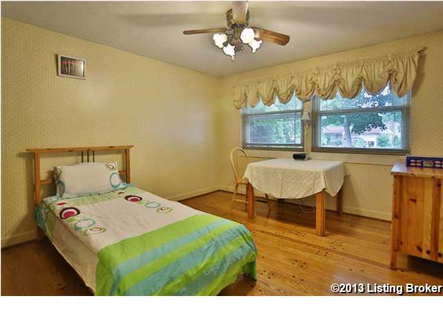 319 Alcott Road Louisville, KY 40207 - Photo 15 of 33 Additional Photo