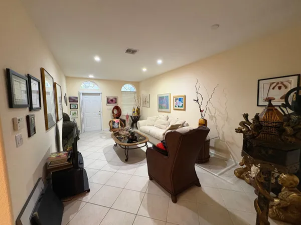 $3,500 | 67 Legacy Court, Delray Beach, FL 33445