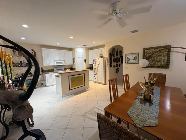 $3,500 | 67 Legacy Court, Delray Beach, FL 33445