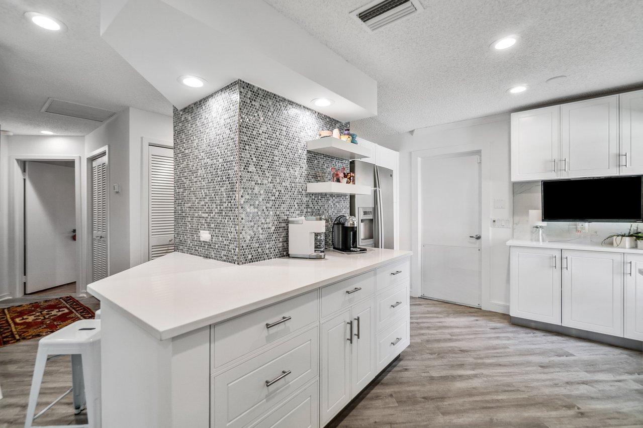2017 Northwest 53rd Street Boca Raton, FL 33496 - Photo 15 of 51 015-2017Northwest53rdStreet-BocaRaton-FL