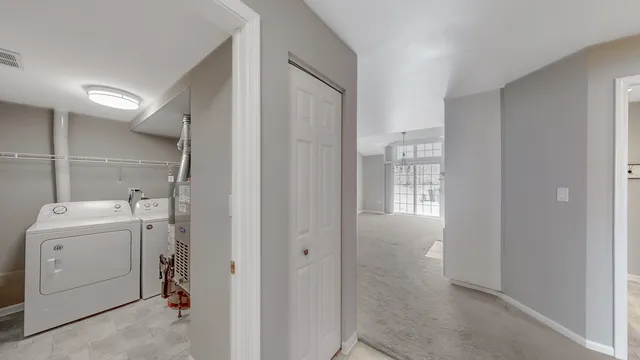 $2,350 | 1978 Gary Court, Unit B, Schaumburg, IL 60193