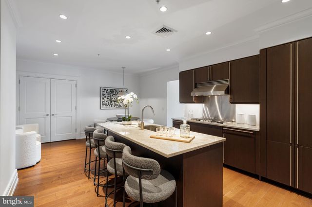 $2,495,000 | 130 South 18th Street, Unit 2502, Philadelphia, PA 19103