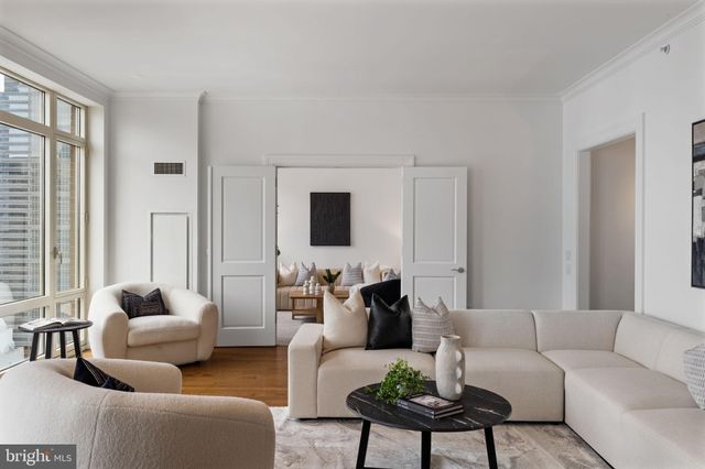 $2,495,000 | 130 South 18th Street, Unit 2502, Philadelphia, PA 19103