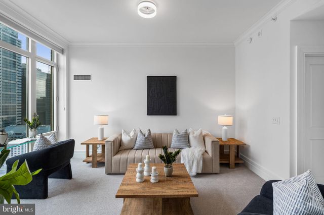 $2,495,000 | 130 South 18th Street, Unit 2502, Philadelphia, PA 19103