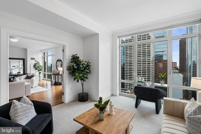 $2,495,000 | 130 South 18th Street, Unit 2502, Philadelphia, PA 19103