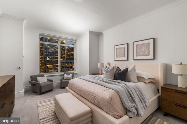 $2,495,000 | 130 South 18th Street, Unit 2502, Philadelphia, PA 19103