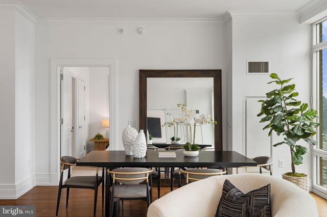 $2,495,000 | 130 South 18th Street, Unit 2502, Philadelphia, PA 19103