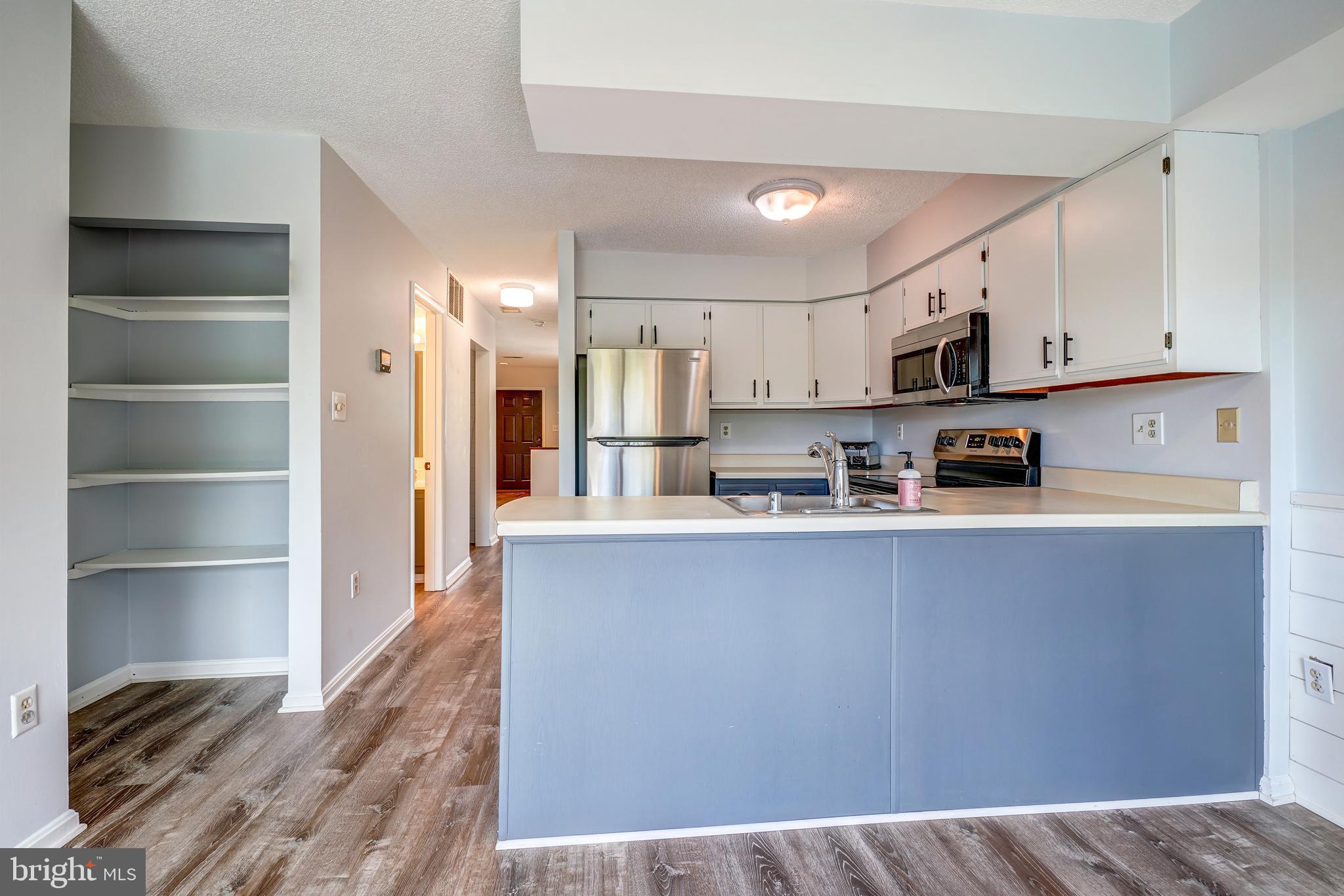 18309 Leman Lake Drive, Unit 706B Olney, MD 20832 - Photo 12 of 38 Kitchen