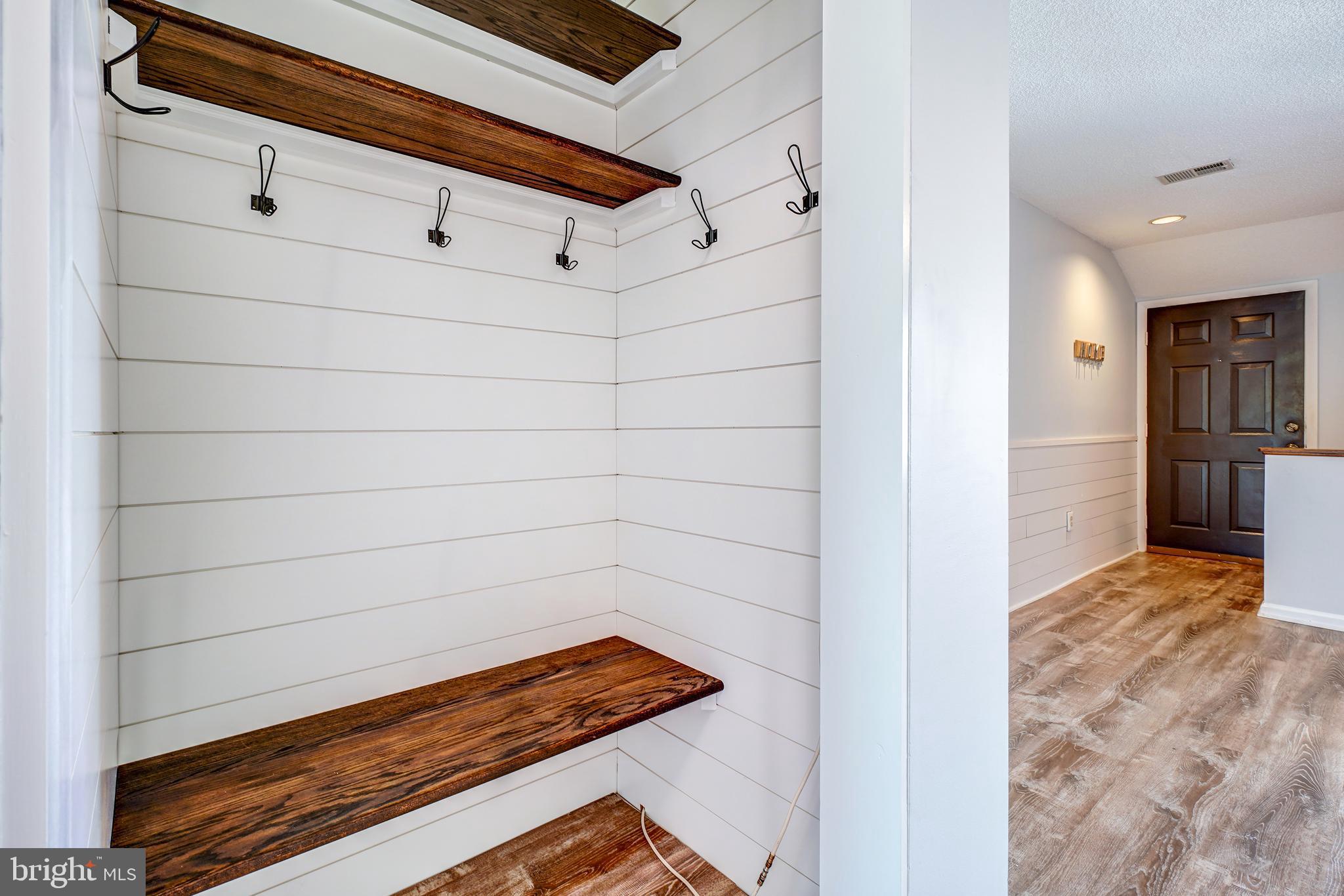 18309 Leman Lake Drive, Unit 706B Olney, MD 20832 - Photo 9 of 38 Closet