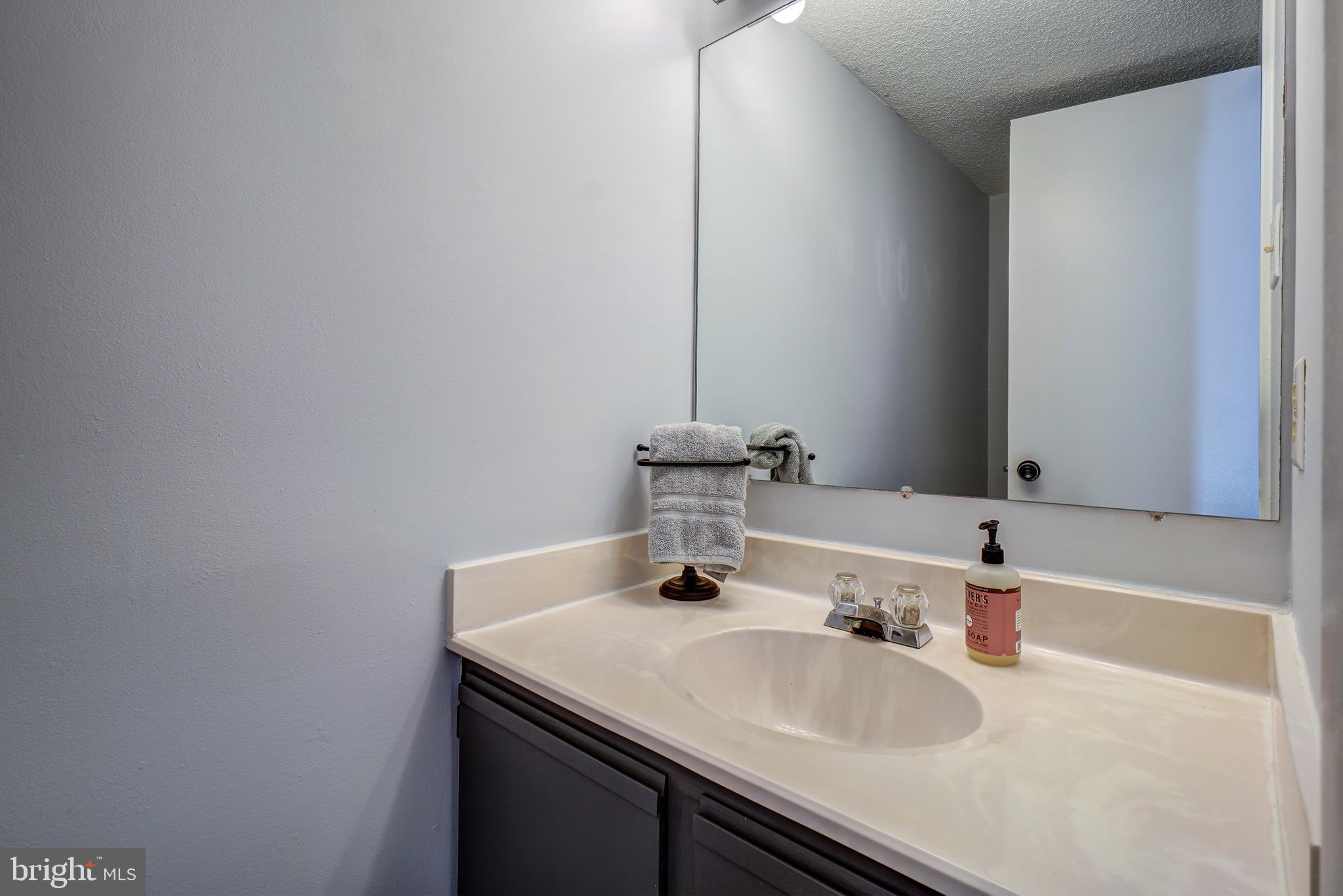 18309 Leman Lake Drive, Unit 706B Olney, MD 20832 - Photo 10 of 38 Half Bath Main Level