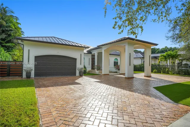 $15,000 | 7780 Southwest 110th Street, Pinecrest, FL 33156