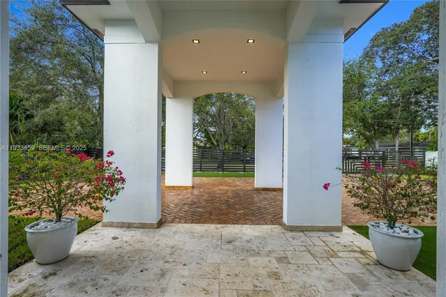 $15,000 | 7780 Southwest 110th Street, Pinecrest, FL 33156