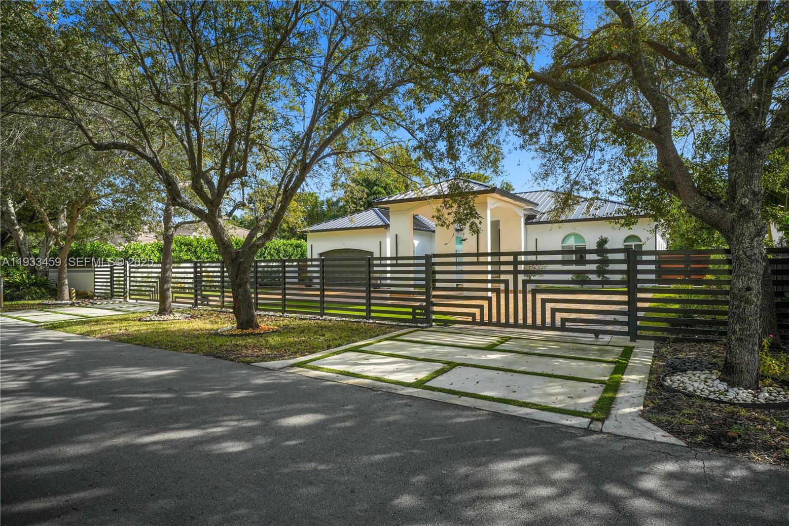 7780 Southwest 110th Street Pinecrest, FL 33156 - Photo 8 of 45