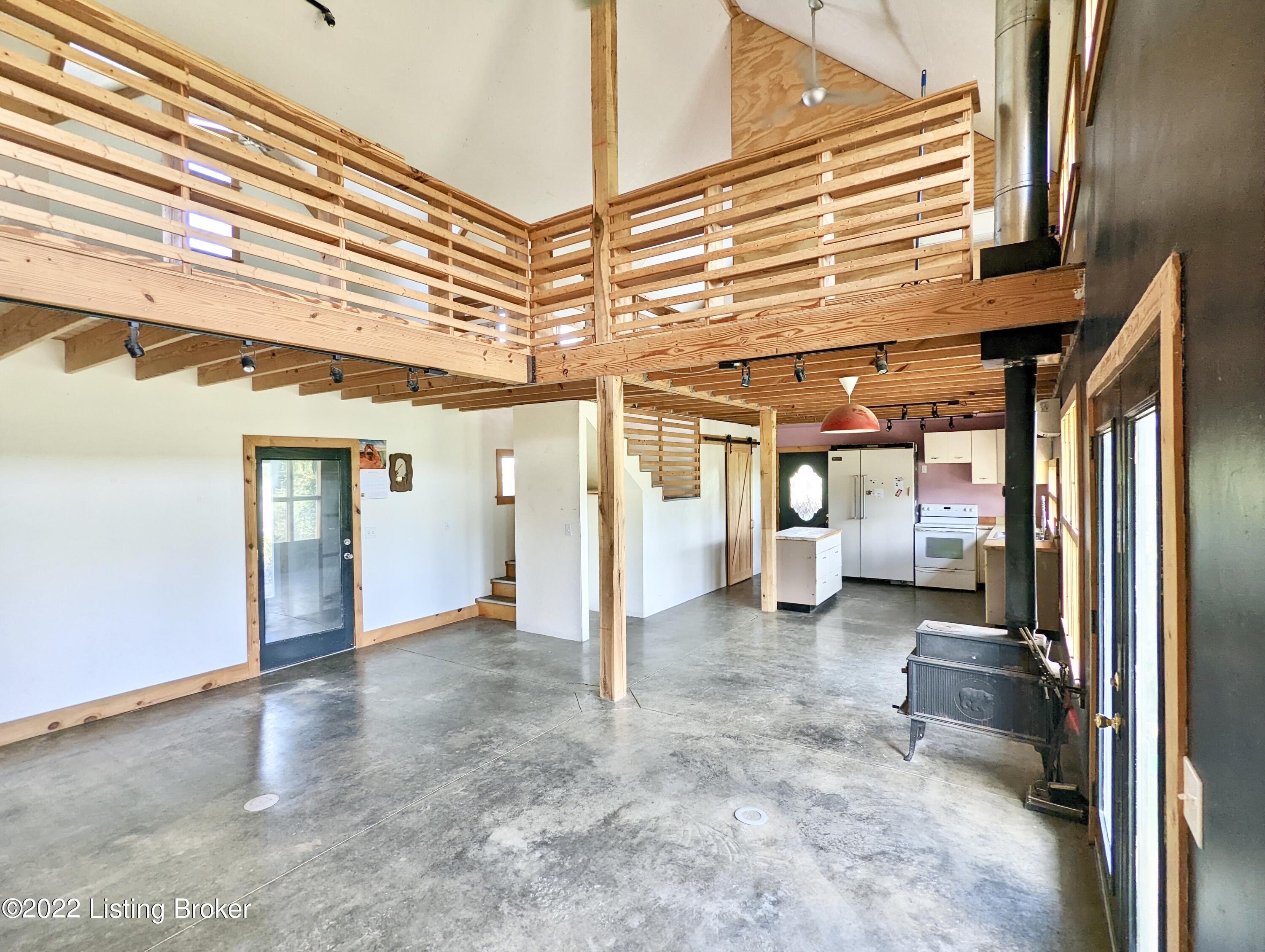 4591 Mayes Creek Road Springfield, KY 40069 - Photo 4 of 39 027F2F3D-9DD7-42EC-9EF8-91184DF371A4