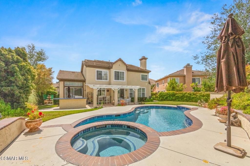 239 Chantilly Circle Simi Valley, CA 93065 - Photo 29 of 31