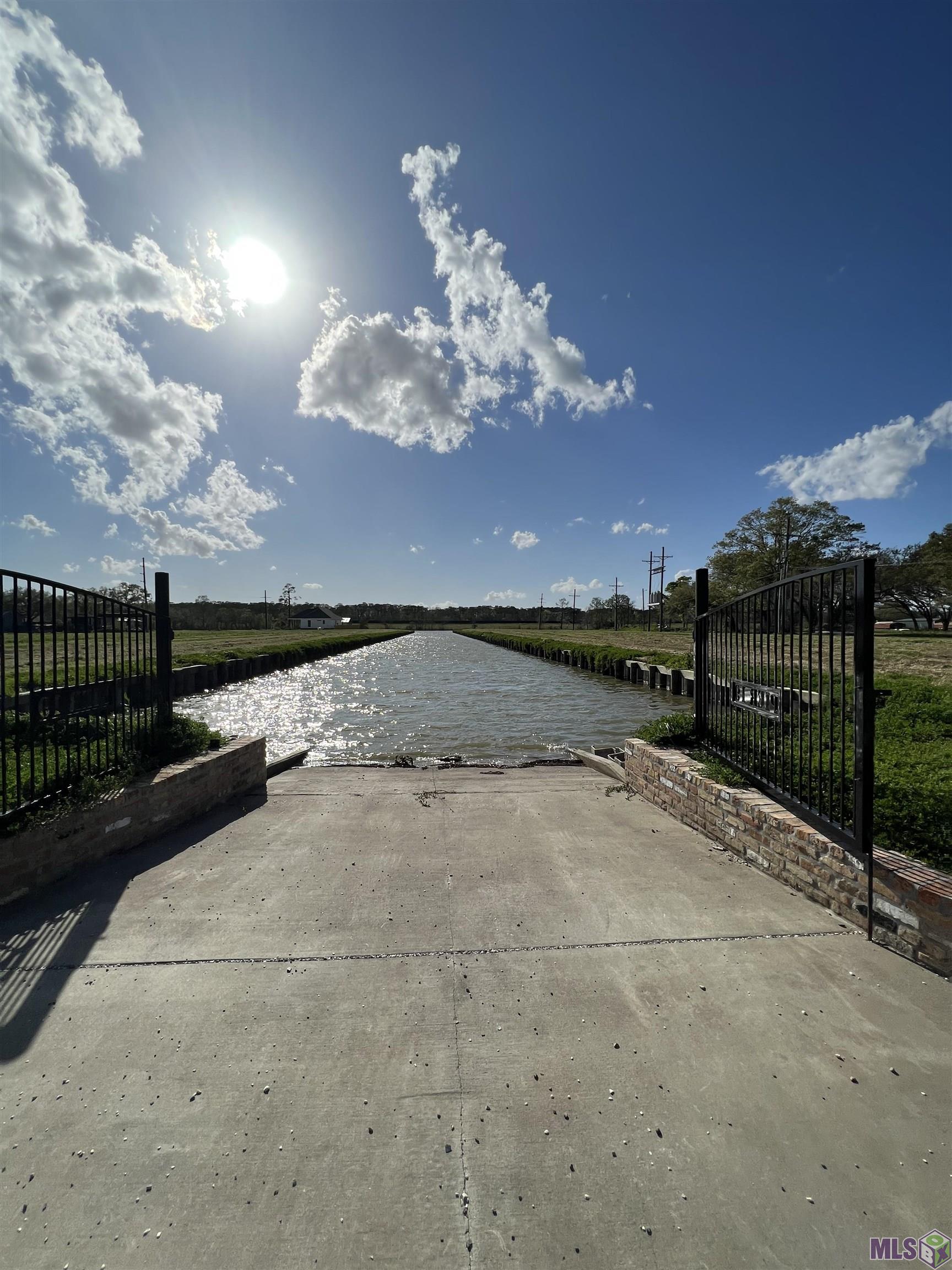 108 Pier 19 Drive Pierre Part, LA 70339 - Photo 4 of 13