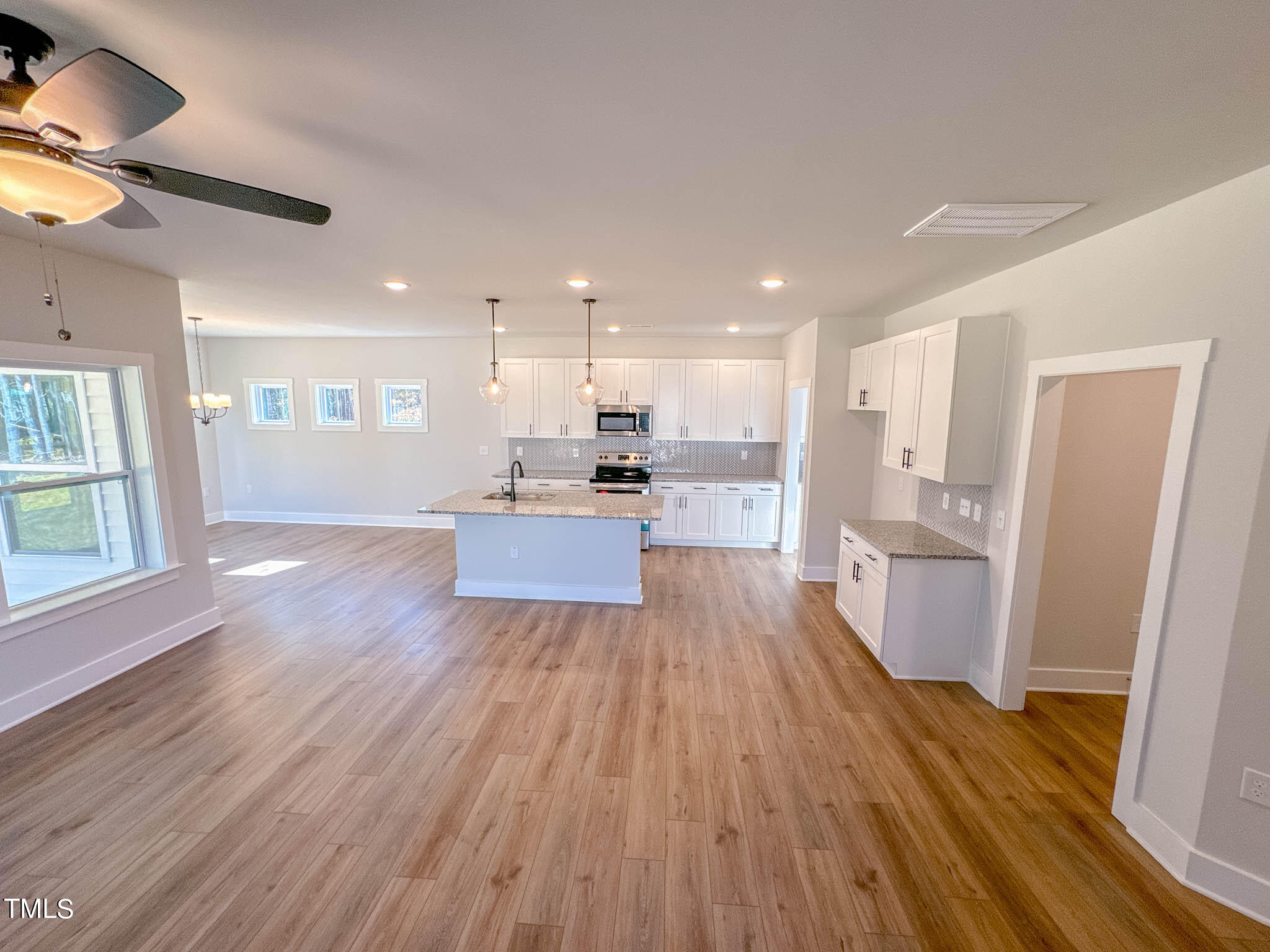 47 Beacon Hl Road, Unit SMITHFIELD Lillington, NC 27546 - Photo 9 of 69 DC 8 Smithfield-08