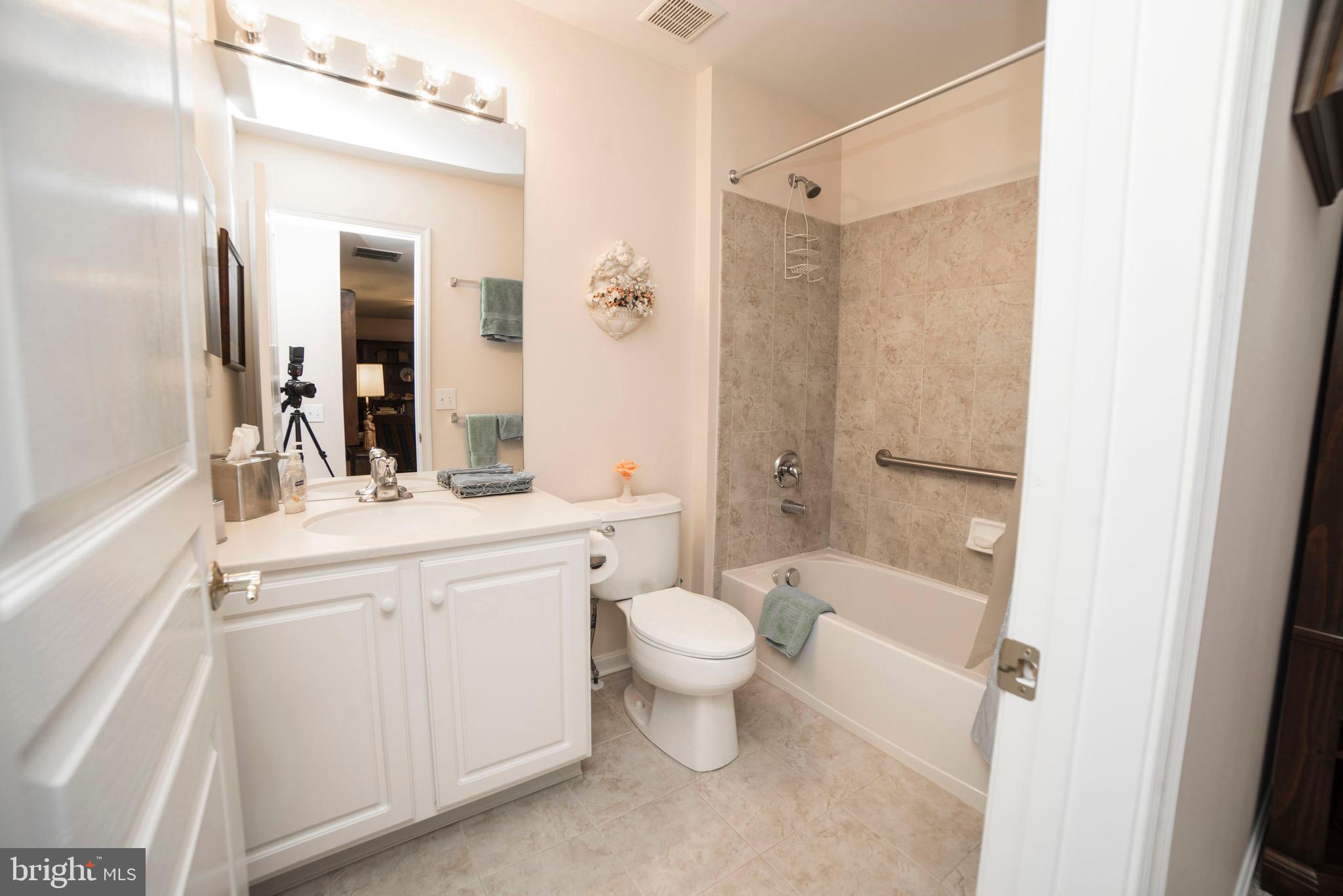 165 Sparrow Drive Hamilton, NJ 08690 - Photo 30 of 33