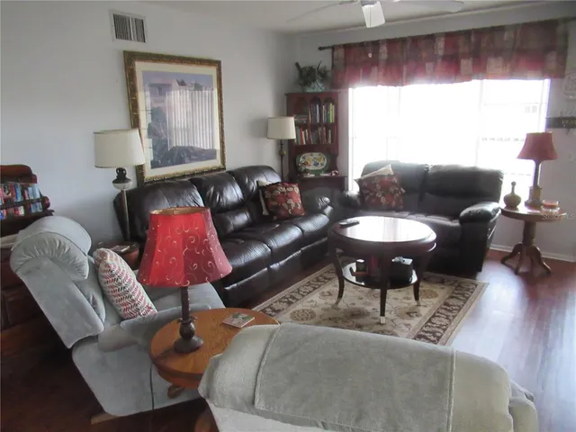 $1,500 | 2378 Ecuadorian Way, Unit 42, Clearwater, FL 33763