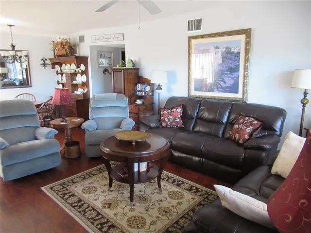 $1,500 | 2378 Ecuadorian Way, Unit 42, Clearwater, FL 33763