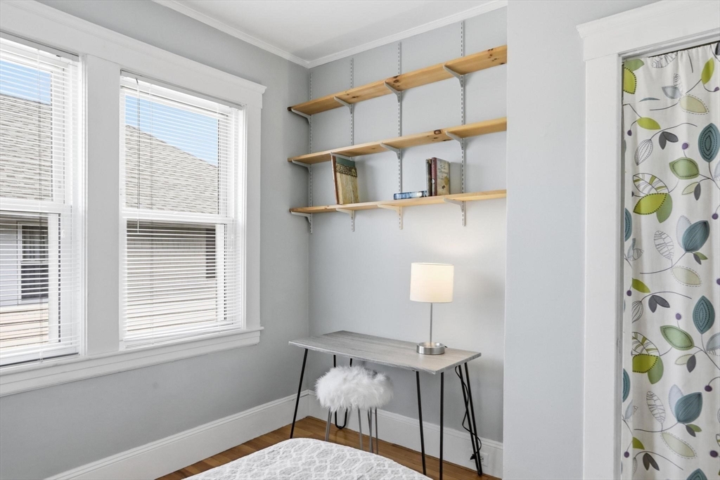 72-74 Parmenter Road, Unit 2 Waltham, MA 02453 - Photo 12 of 38