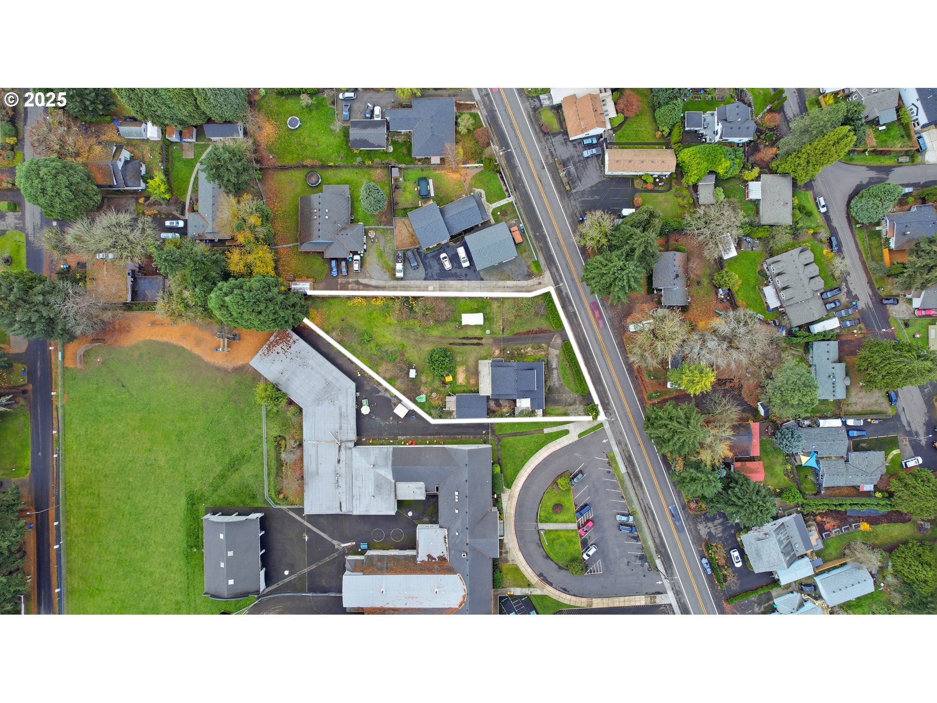 18515 Southeast River Road Milwaukie, OR 97267 - Photo 41 of 41 an aerial view of a house