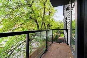 $4,250 | 20 Kinmonth Road, Unit 201, Newton, MA 02468