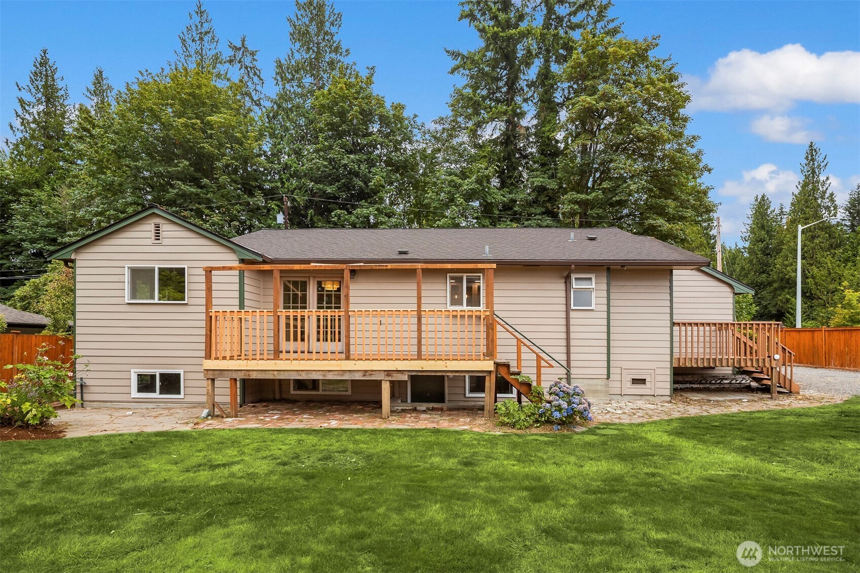 1305 233rd Street Southeast Bothell, WA 98021 - Photo 28 of 31 Gallery Image 28