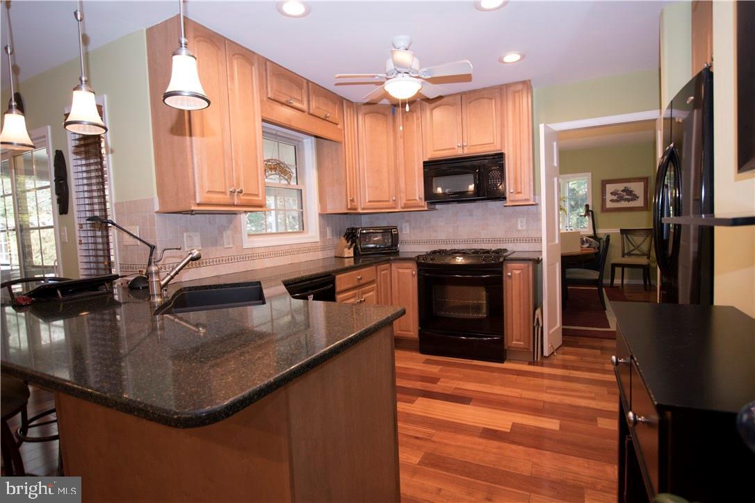 8 Sheffield Road Rehoboth Beach, DE 19971 - Photo 9 of 28 Gallery Image 9