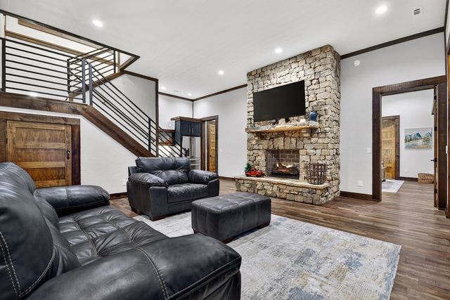 $2,900,000 | 101 Bennett Springs Court, Mineral Bluff, GA 30559