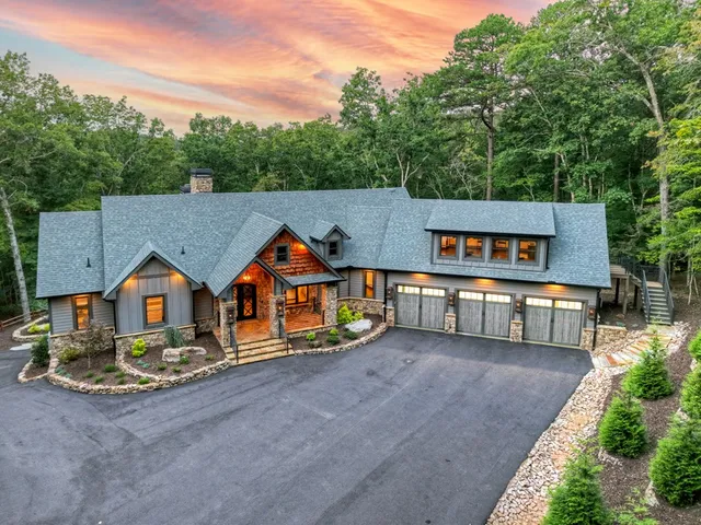 $2,900,000 | 101 Bennett Springs Court, Mineral Bluff, GA 30559