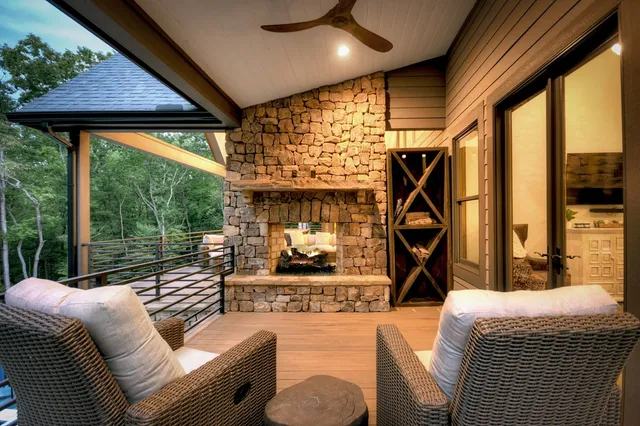 $2,900,000 | 101 Bennett Springs Court, Mineral Bluff, GA 30559