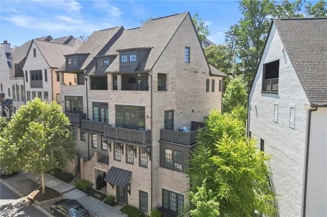 $944,000 | 6601 Cadence Boulevard, Atlanta, GA 30328