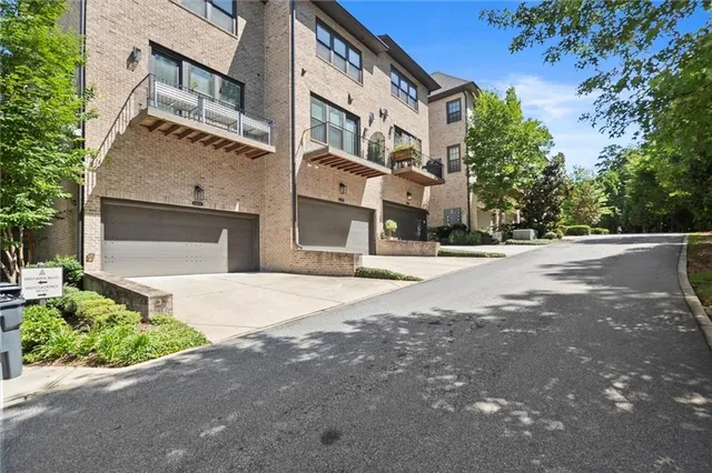 $944,000 | 6601 Cadence Boulevard, Atlanta, GA 30328