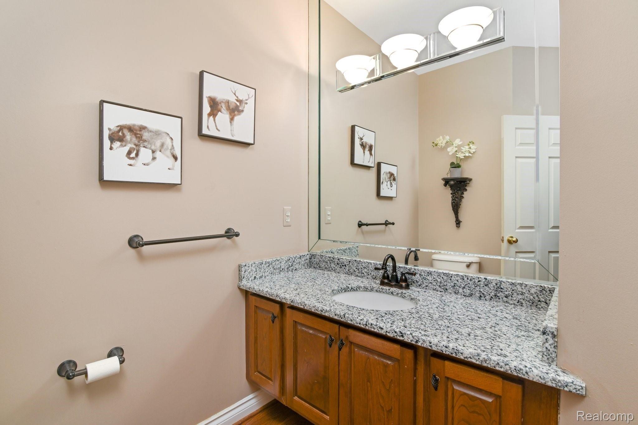 1220 Wheaton Court Rochester, MI 48307 - Photo 16 of 58 1220 Wheaton Ct - Rochester 0006.jpg