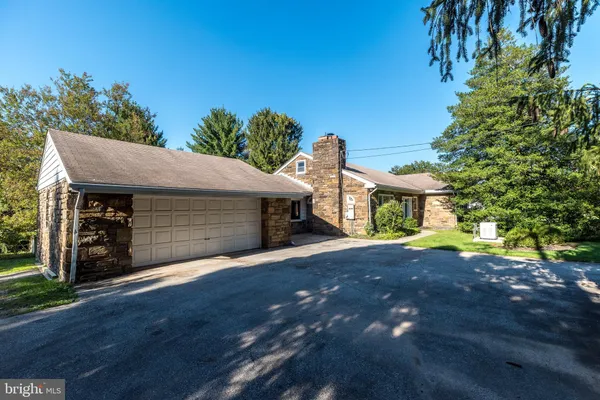 $3,600 | 932 Croton Road, Wayne, PA 19087